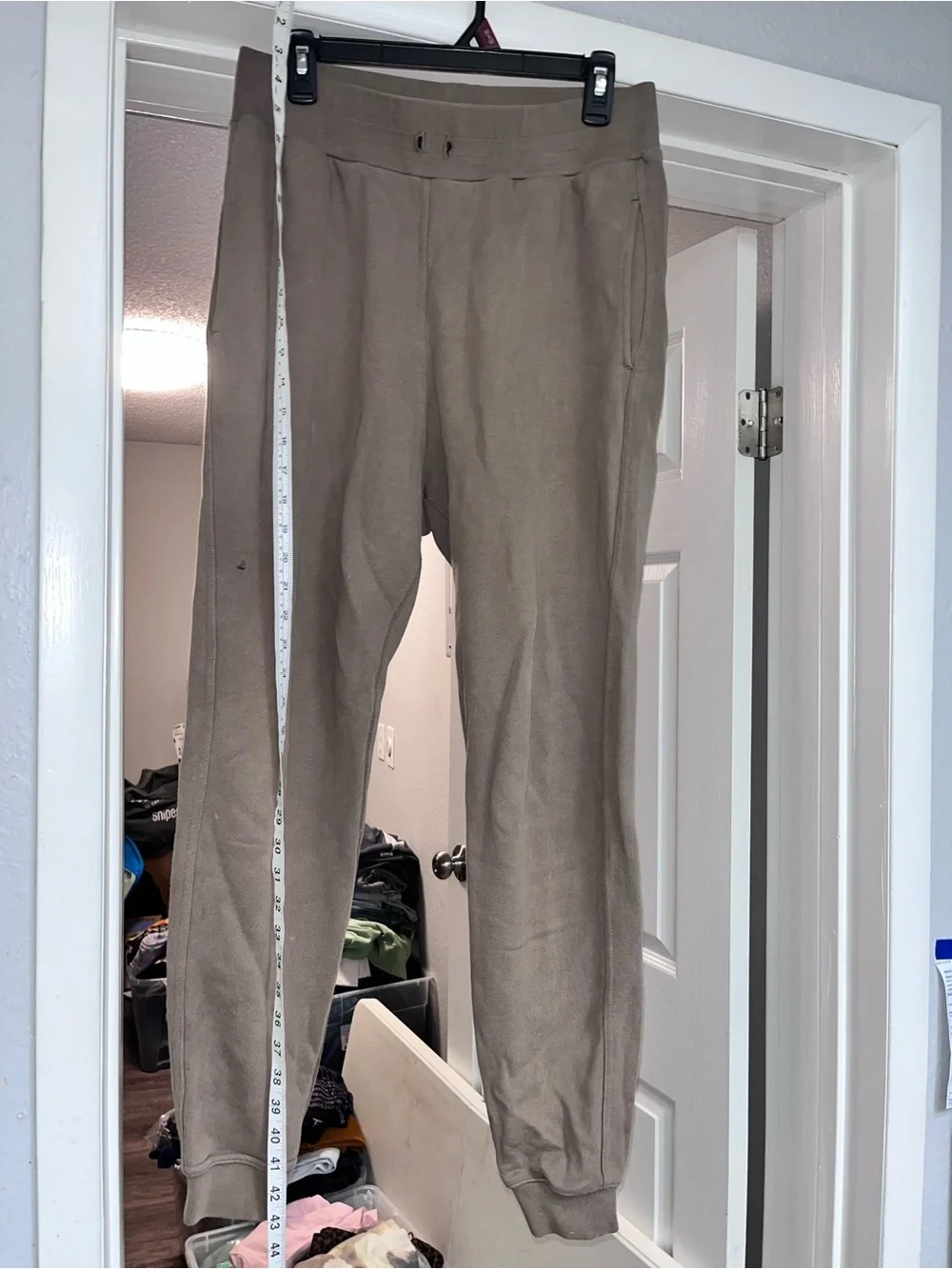 John Elliott Taupe Slim Sweatpants in gold size 4 euc joggers sweats vintage